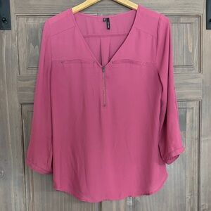 Zip-Front V-Neck Blouse L
